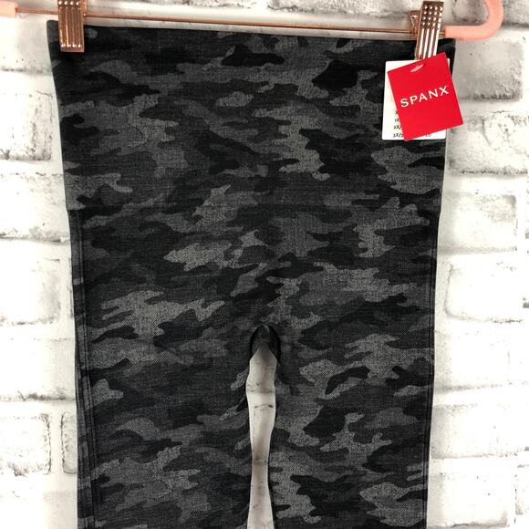 Spanx Look at Me Now Leggings Heather Camo S NEW - Picture 5 of 11